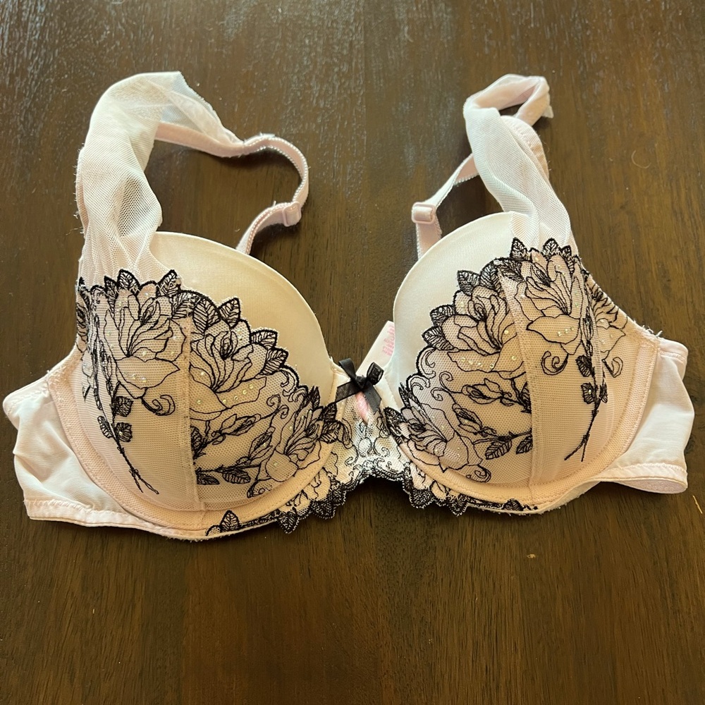 Victoria Secret Dream Angels Demi Bra 34C